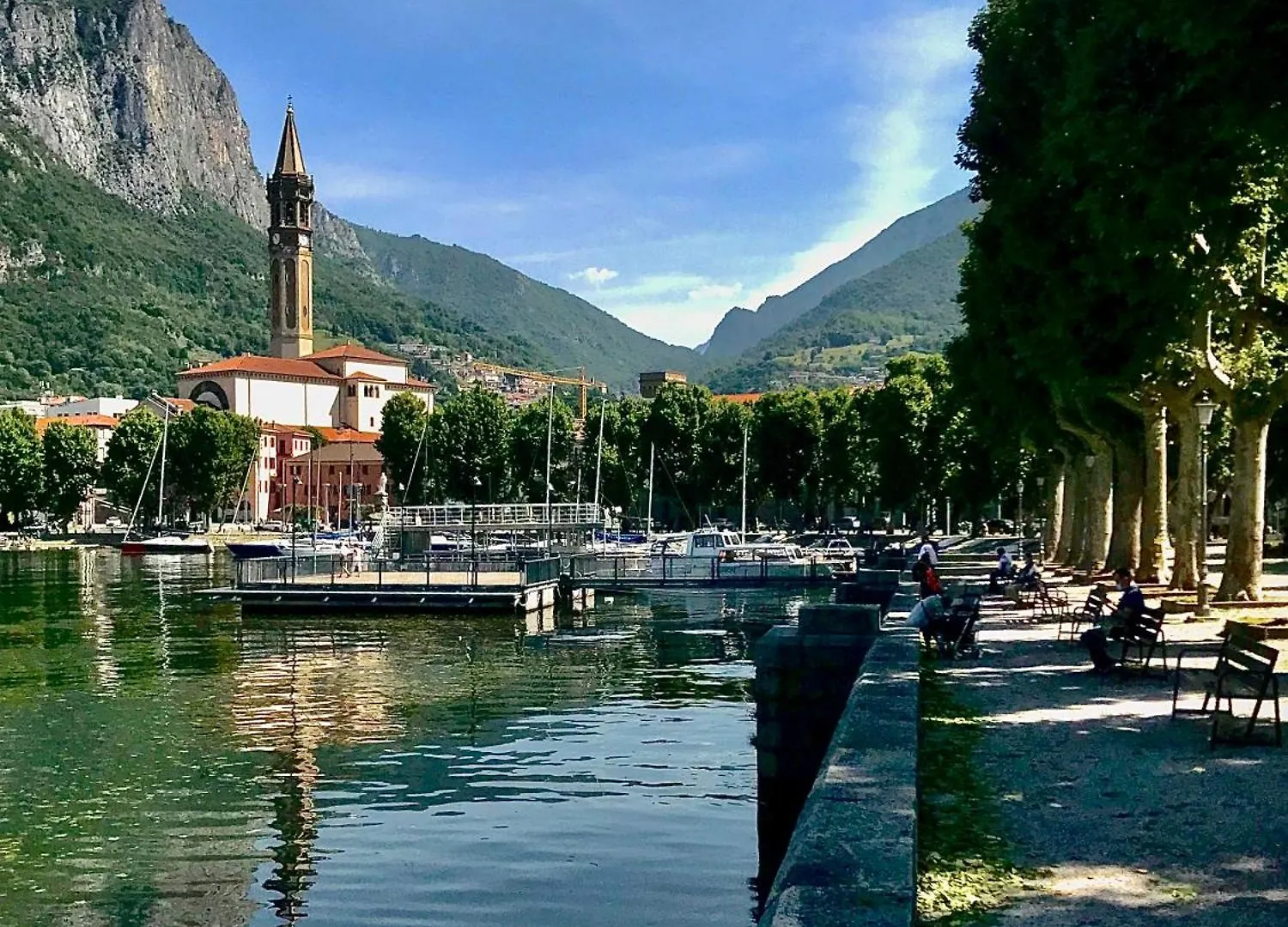 Cozy Apartment With View - Laghi E Sentieri - Dolzago İtalya